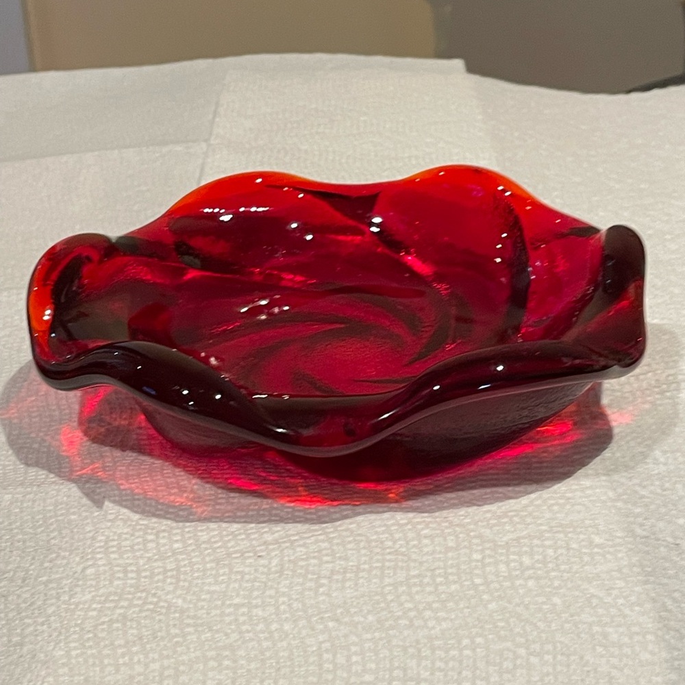 Elegant Red Glass Bowl